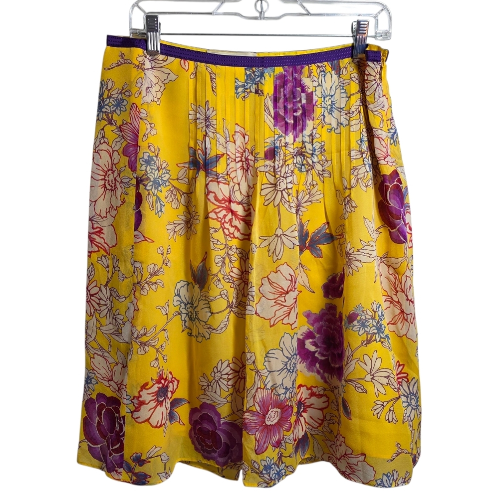 Etro Elegant yellow  skirt with purple floral print, side zipper